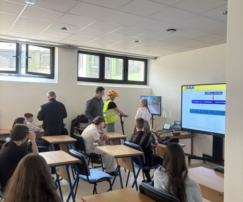 Sigurna vožnja e – romobila